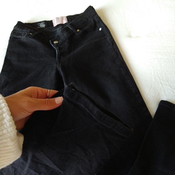 Revice 90s Baby Joey Black Wash Jeans - Picture 8 of 9